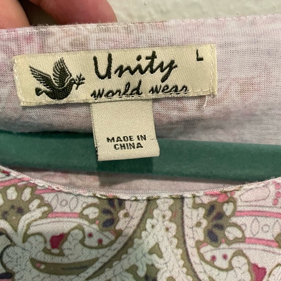 Unity World Wear women’s sheer Paisley tank.  Size L - Picture 4 of 6